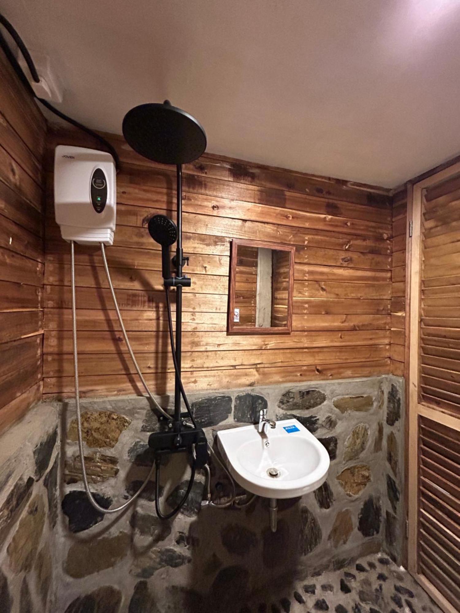 Islanders Hostel Port Barton Сан-Висенте Экстерьер фото