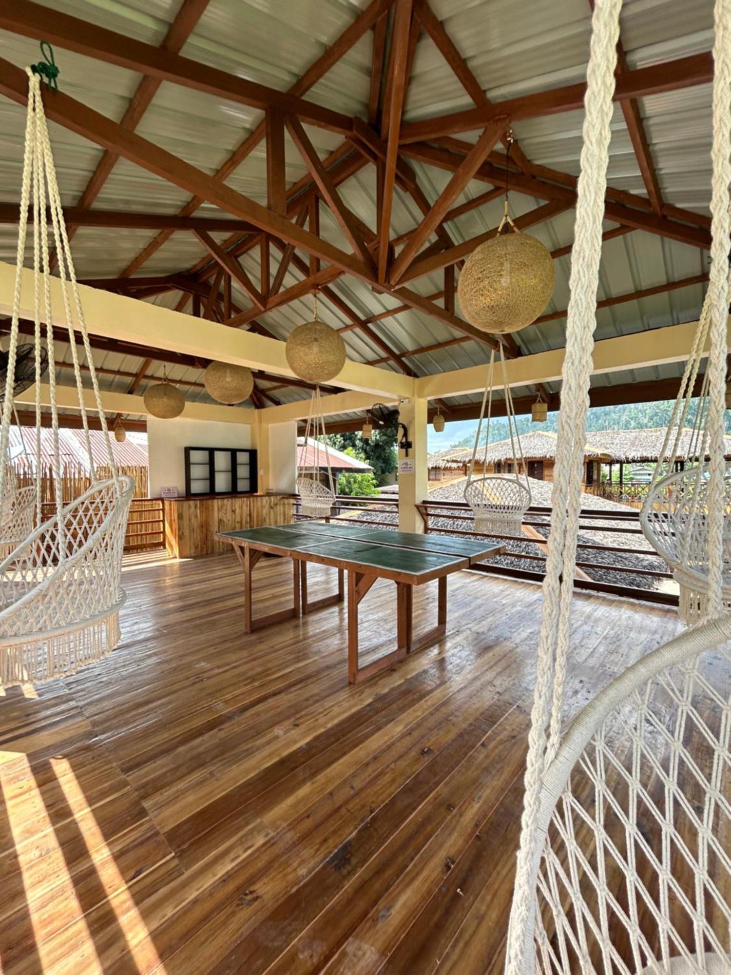 Islanders Hostel Port Barton Сан-Висенте Экстерьер фото