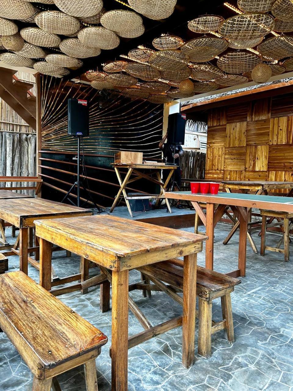 Islanders Hostel Port Barton Сан-Висенте Экстерьер фото